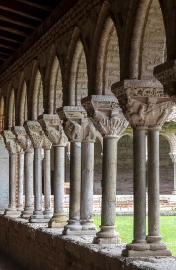 Moissac, Saint-Pierre Abbey, cloister