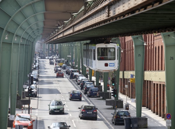Suspension railway from Wuppertal-Oberbarmen to Wuppertal-Vohwinkel