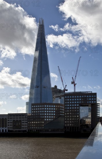 Built 2009-12 by Renzo Piano, height 310 m, view from north