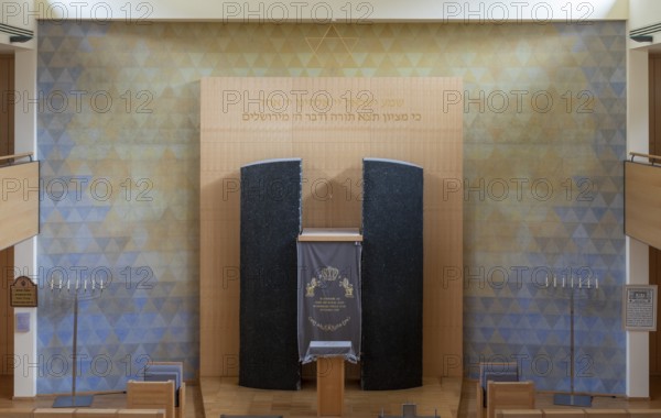 Krefeld, Jewish community centre in Wiedstraße. Synagogue with Torah shrine (Hechal), view from the