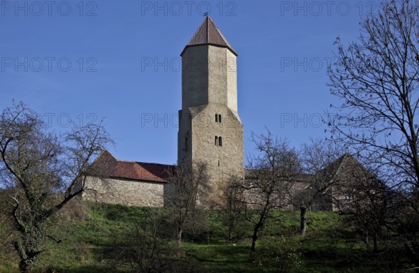 Noble castle begun at the beginning of the 12th century, later an Anhalt office and domain, partial