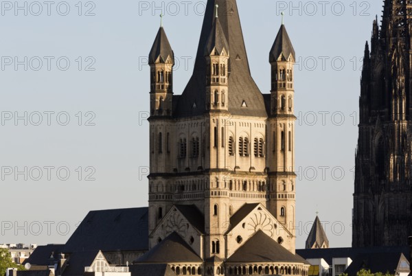 View from the Severinsbrücke bridge, behind it the cathedral, St., Sankt, Saint