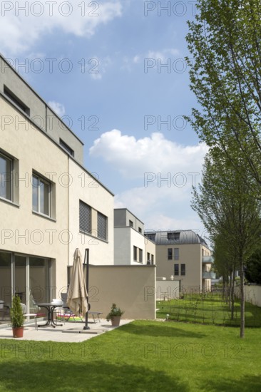 Krefeld, Rott housing estate, Reymann Architekten 2018, house no. 5-1, garden side