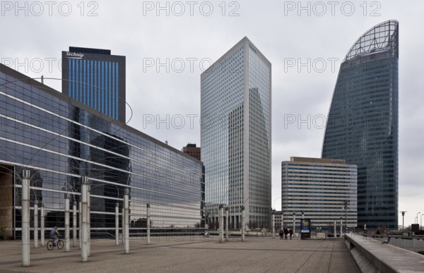Office buildings, shopping centres and restaurants