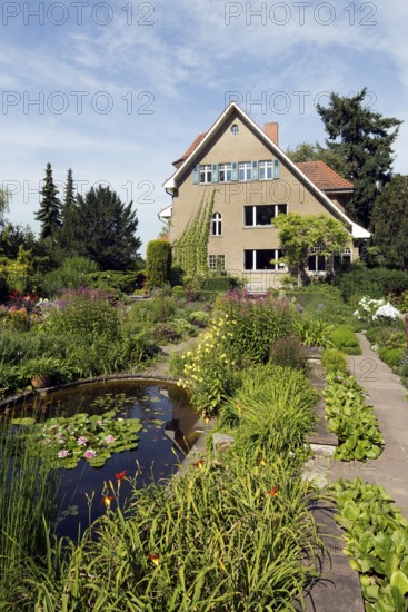 Built in 1912, house and garden by Karl Förster