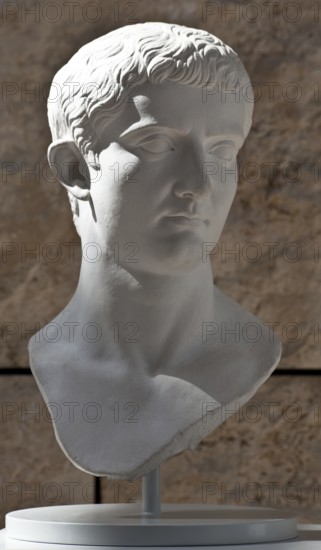 Rome Altar of Peace of Augustus 33796