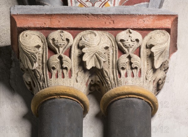 Brauweiler near Pulheim, St Nicholas Abbey Church, choir, blind arcades on the north wall, capitals