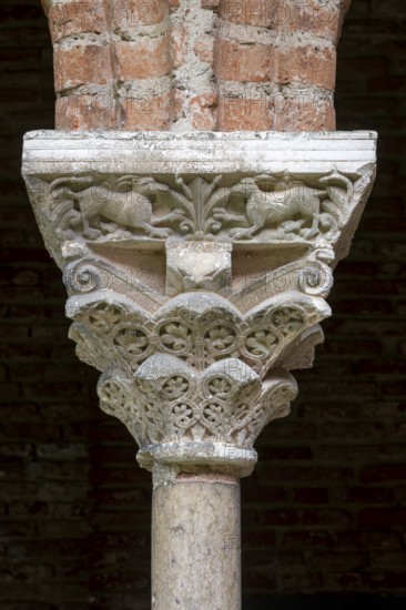 Moissac, Saint-Pierre Abbey, cloister, capital
