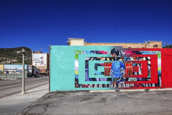 Wall painting with First Nations motif, Ely, Nevada, USA, North America
