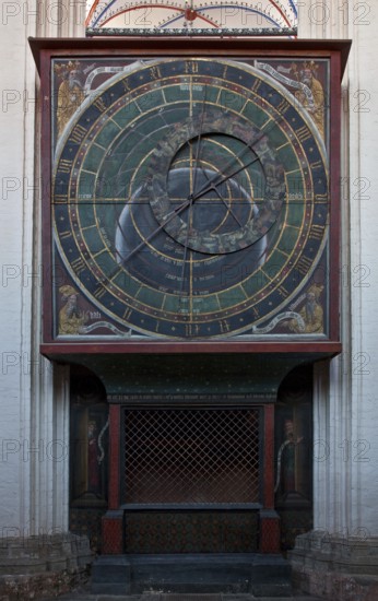 Astronomical clock, dated 1394 by Nikolaus Lilienfeld, St., Sankt, Saint