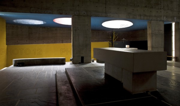 Le Corbusier 1956 to 1961, Church, View from the altar to the northern side chapels, St., Sankt,