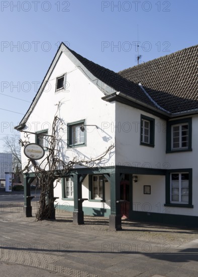 Krefeld, Bockumer Platz, Laubenhaus