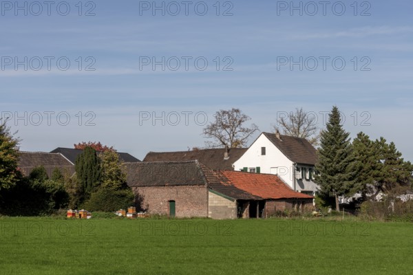 Krefeld, farm (four-sided farm) in the Verberg district