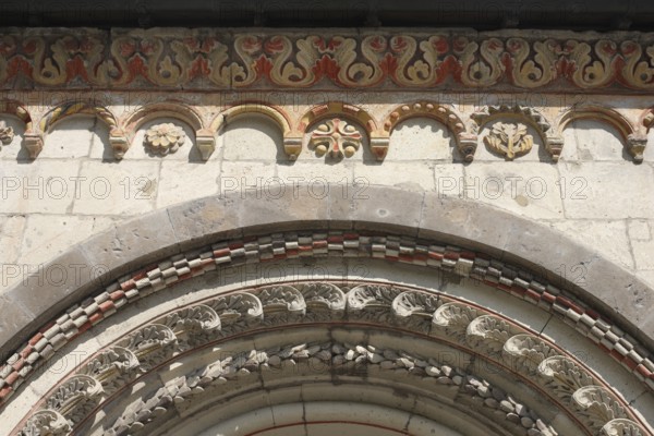 Romanesque frieze above the portal on the west side of the Paradies, St., Sankt, Saint