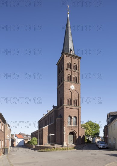 View from the west, architect: Robert Ferdinand Cremer 1860-1863, St., Sankt, Saint