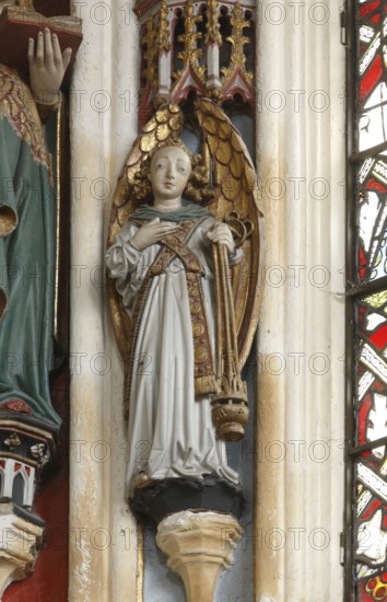 Angel at the east window, St., Saint, Saint