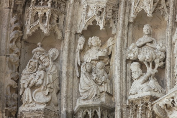 Main portal, figures, St., Saint, Saint