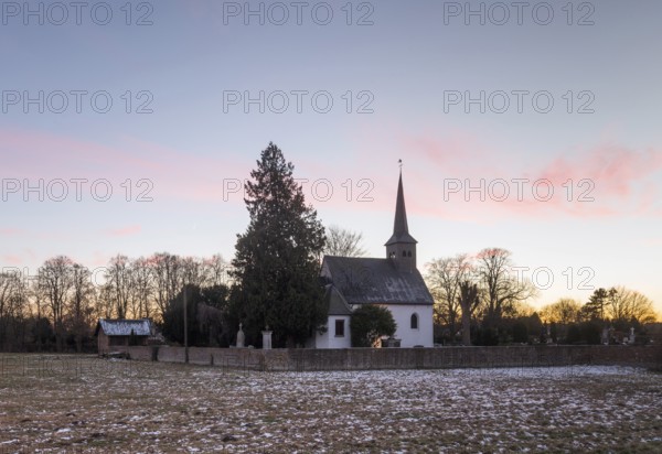Erftstadt-Heddinghoven, Chapel of St Servatius