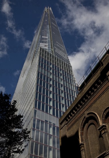 Built in 2009-12 by Renzo Piano, height 310 m, seen from London Bridge Station