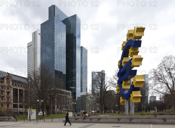 Frankfurt M Bank Tower GALLILEO built 2000-03 by Novotny Mähner Associates 136 m high today's main