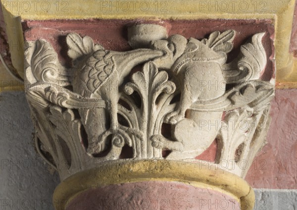 Brauweiler near Pulheim, St Nicholas' Abbey Church, choir, capital on the south-western crossing