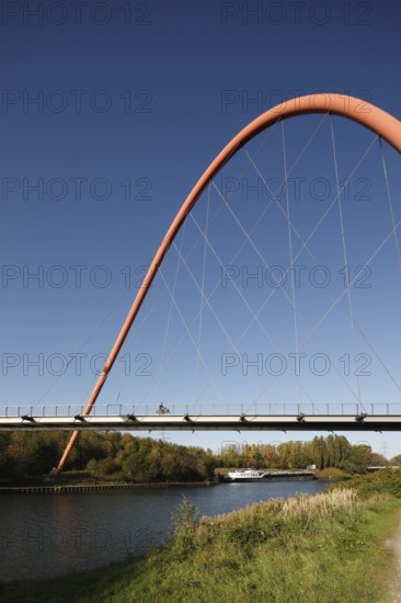 Nordsternpark, Rote Brücke (double arch bridge over the Rhine-Herne Canal)