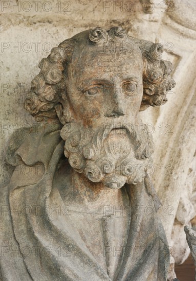Main portal, Apostle Peter on the Trumea pillar, St., Saint, Saint