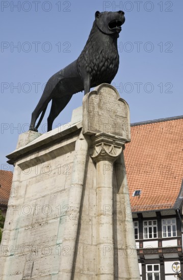 Brunswick, Burgplatz, Brunswick Lion, bronze copy