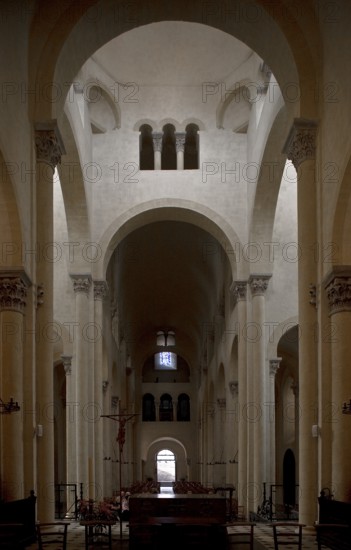 Clermont-Ferrand, Basilica of Notre-Dame-du-Port, Notre Dame du Port