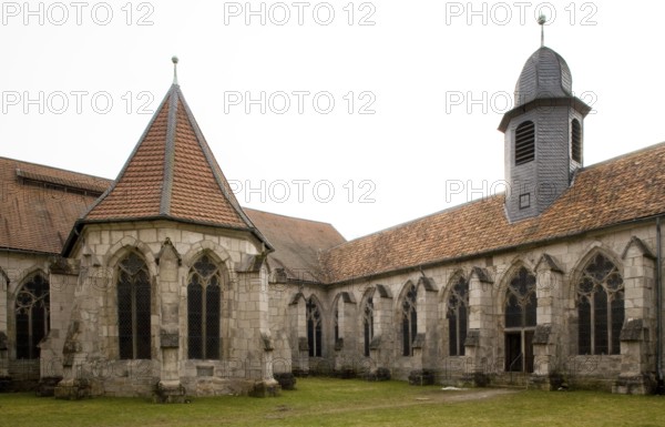 Walkenried former monastery cloister courtyard with well house and W-wing, St., Sankt, Saint