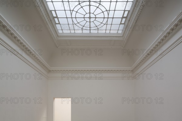 Interior rooms empty during the 2016 renovation by Winfried Brenne Architekten, large hall with