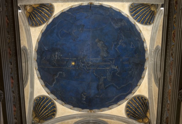 Florence, Firenze, San Lorenzo, first church building of the Renaissance, Old Sacristy, built