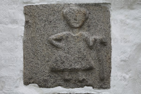 DNK, Langeland, Skroebelev, village church, ca. 12th century, Exteriör, granite sculpture, north