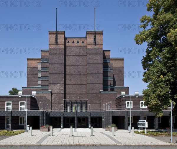 Magdeburg Rotehornpark civic hall built in 1927 by Johannes Göderitz for the German Theatre