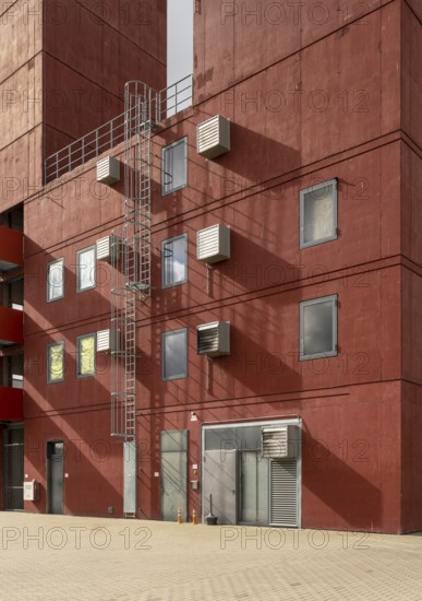 Krefeld, new main fire and rescue station, built in 2018 by GATERMANN + SCHOSSiG Architekten