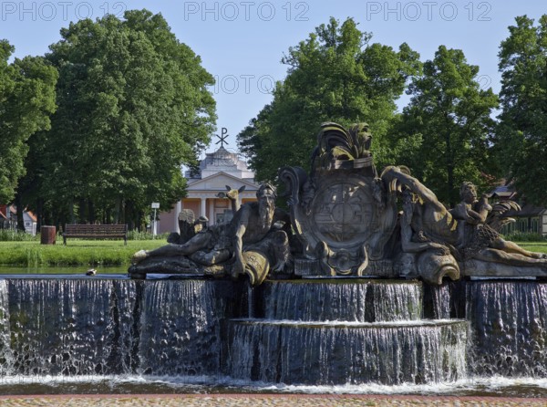 Cascade in the castle courtyard, river gods with the Mecklenburg coat of arms, 1775 by Rudolph