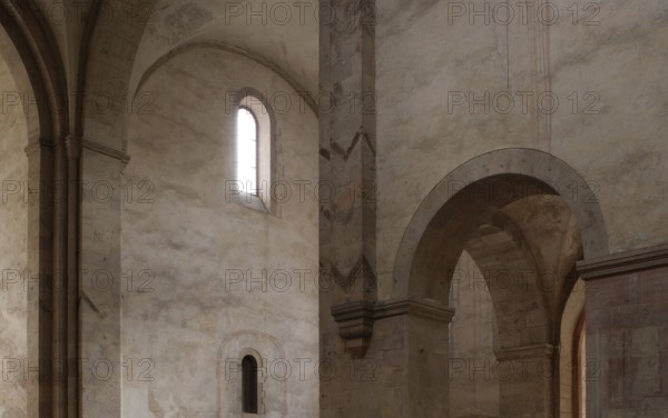 Abbey church, detail in the crossing, St., Saint, Saint
