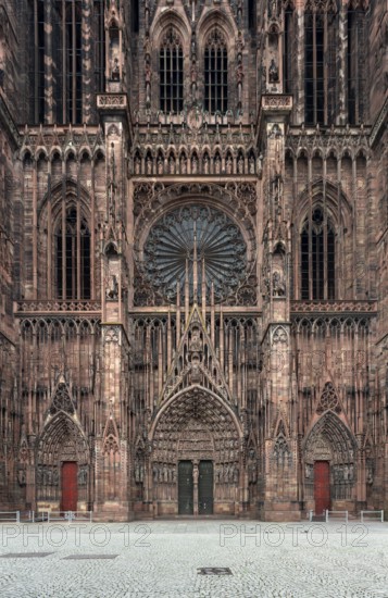 Strasbourg Cathedral, Cathédrale Notre-Dame de Strasbourg, west façade, portals and rose window