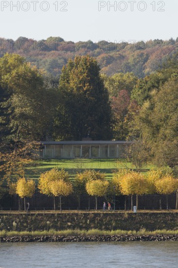 Chancellor's bungalow, built in 1963 by Sep Rup, park by Hermann Mattern, view over the Rhine