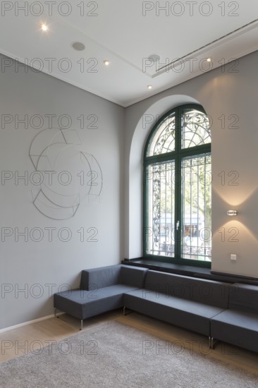 University building on Schadowplatz, former Niederrheinische Bank building, foyer