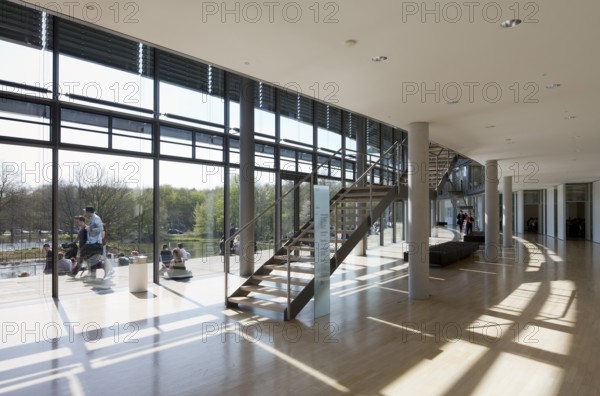 Ökonomicum, Oeconomicum, Institute of Economics, Foyer