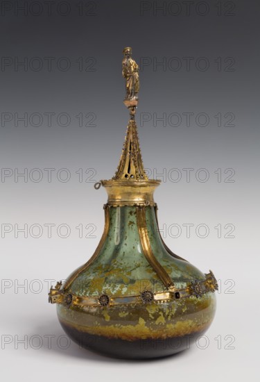 Ampoule with relic liquid in the German Blade Museum