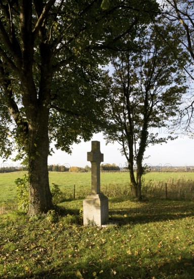 Aachen Walheim, Landscape with wayside cross