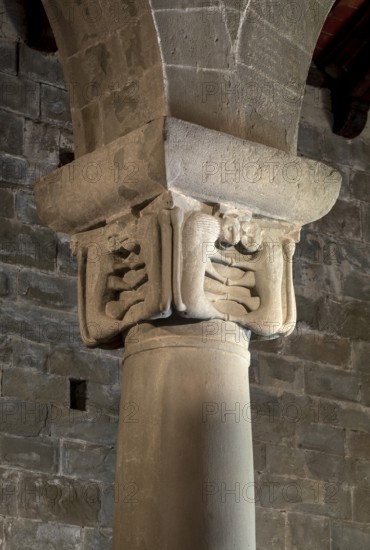 Gropina, Pieve San Pietro di Gropina, capital with lion