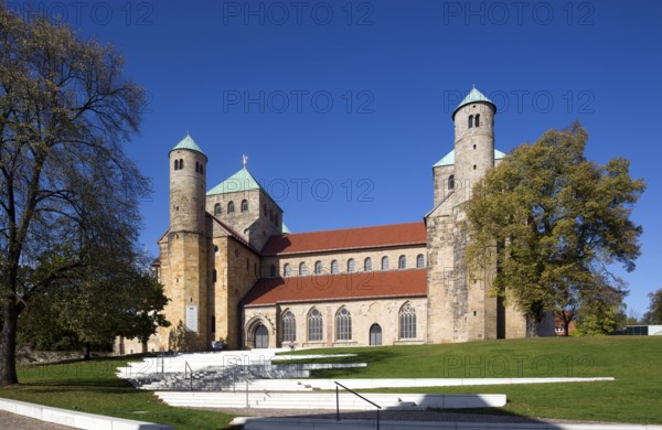 View from south, St., Sankt, Saint