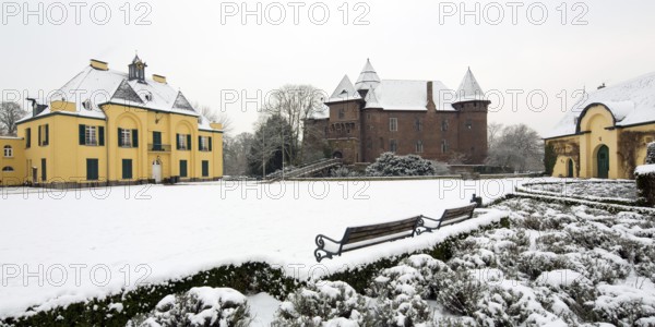 Krefeld, Linn Castle and Jagdschloß outer bailey