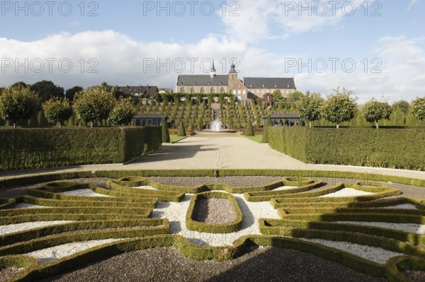 Terraced garden, view of the terraces and the monastery from the south