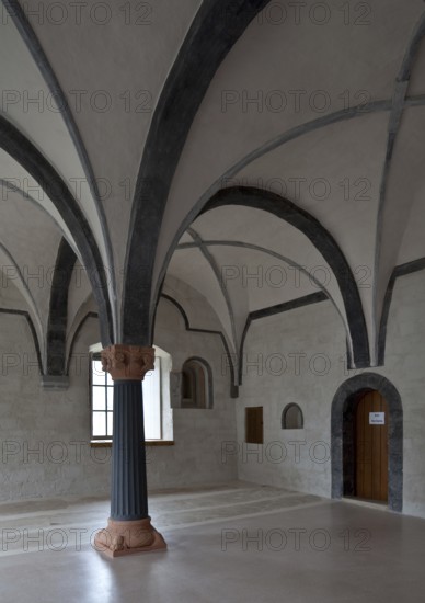 South wing cloister, upper floor, hall, St., St., Saint