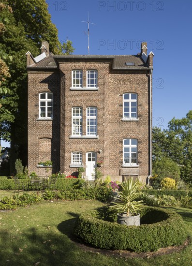 Erftstadt-Niederberg, Rectory Bleistraße 38