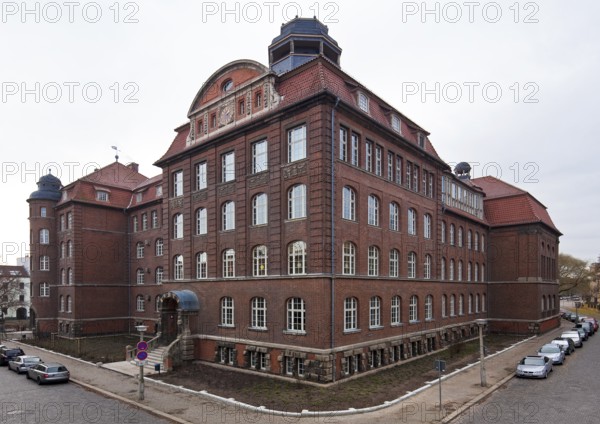 Halle (S) Former municipal upper secondary school Built 1905-08 Architect Heinrich Quambusch View